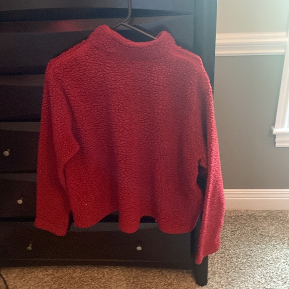 I’m selling a used red Indiana sweater. It is an XL in women’s. - Picture 3 of 4